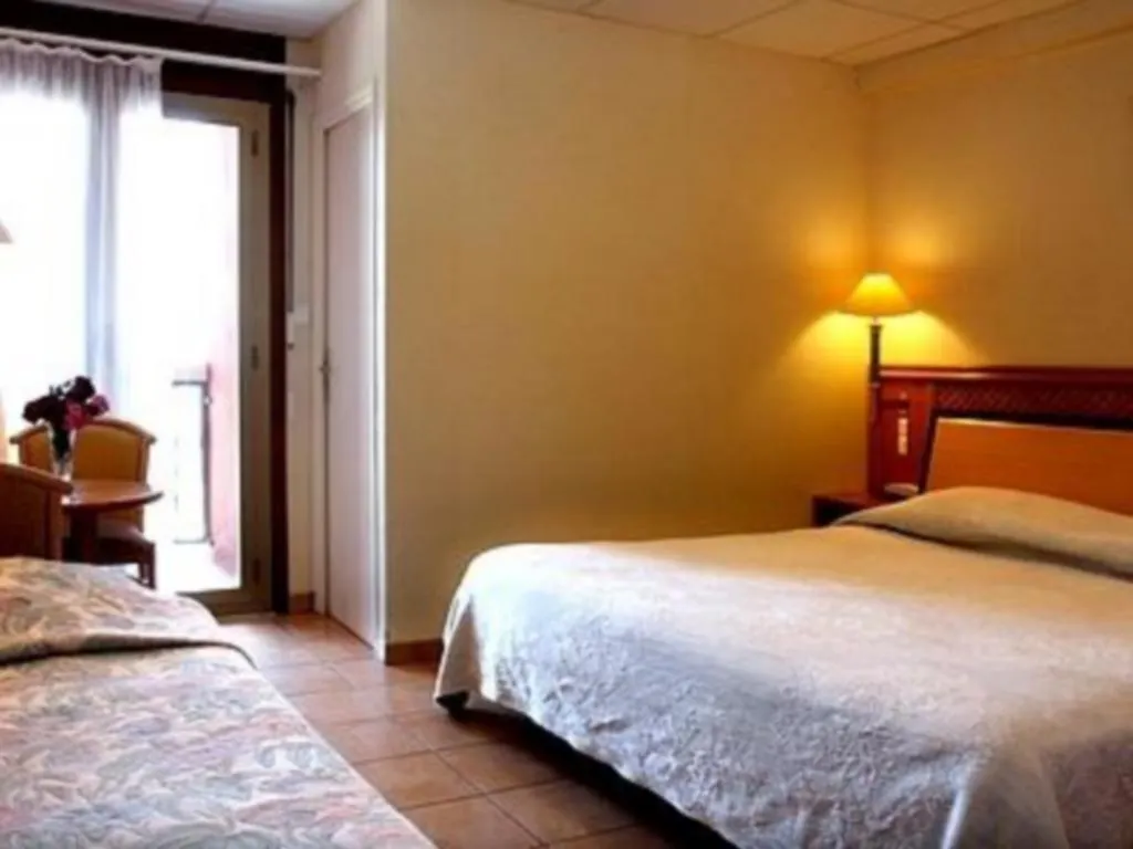 **  Hotel Mandarina Grasse France